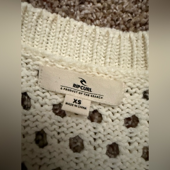 Rip Curl Sweater NEW! - Picture 4 of 6